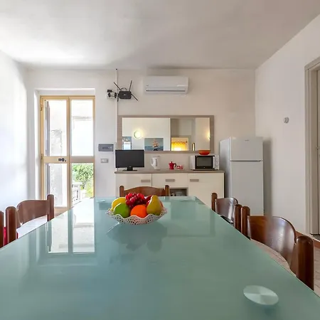 Apartamento Rosa Sea View Valledoria (Sardinia)